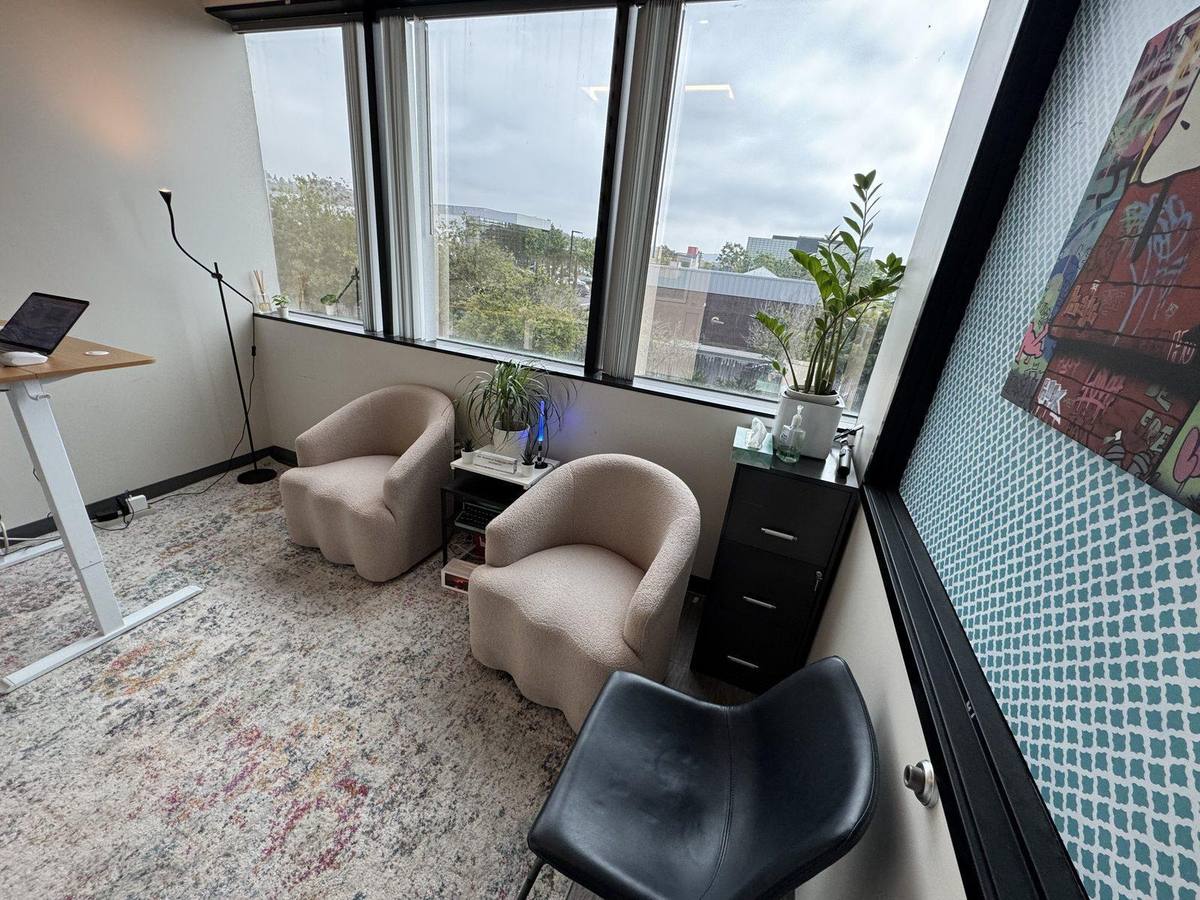 Consultation room seating area — The MindCounsel, Anaheim Hills